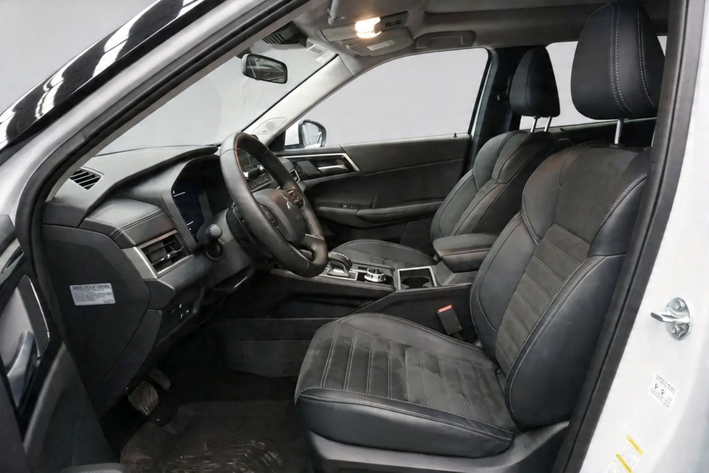 Mitsubishi OUTLANDER 2026 Limited