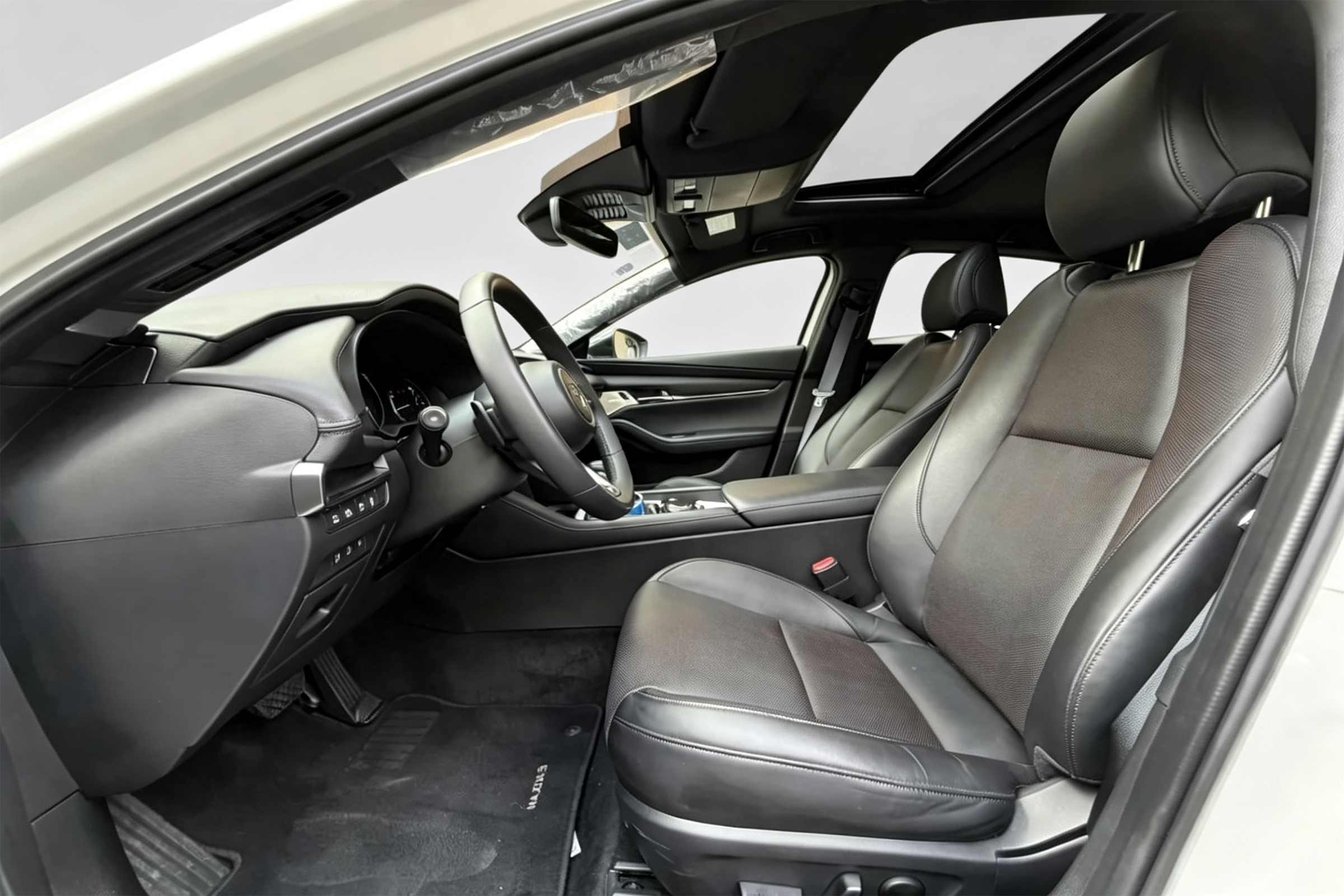 3 Hatchback