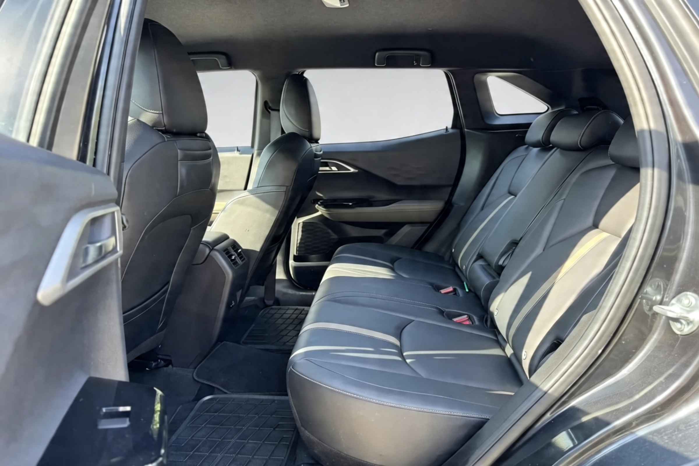 Mitsubishi OUTLANDER SPORT 2026 SE PLUS