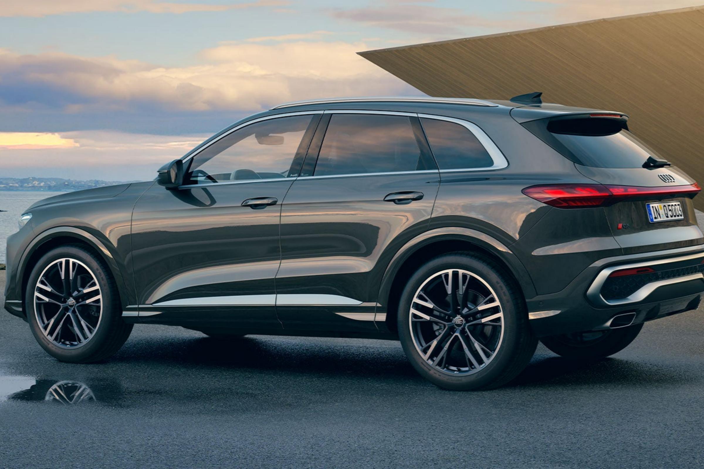 Audi Q5 SUV 2025 Dynamic