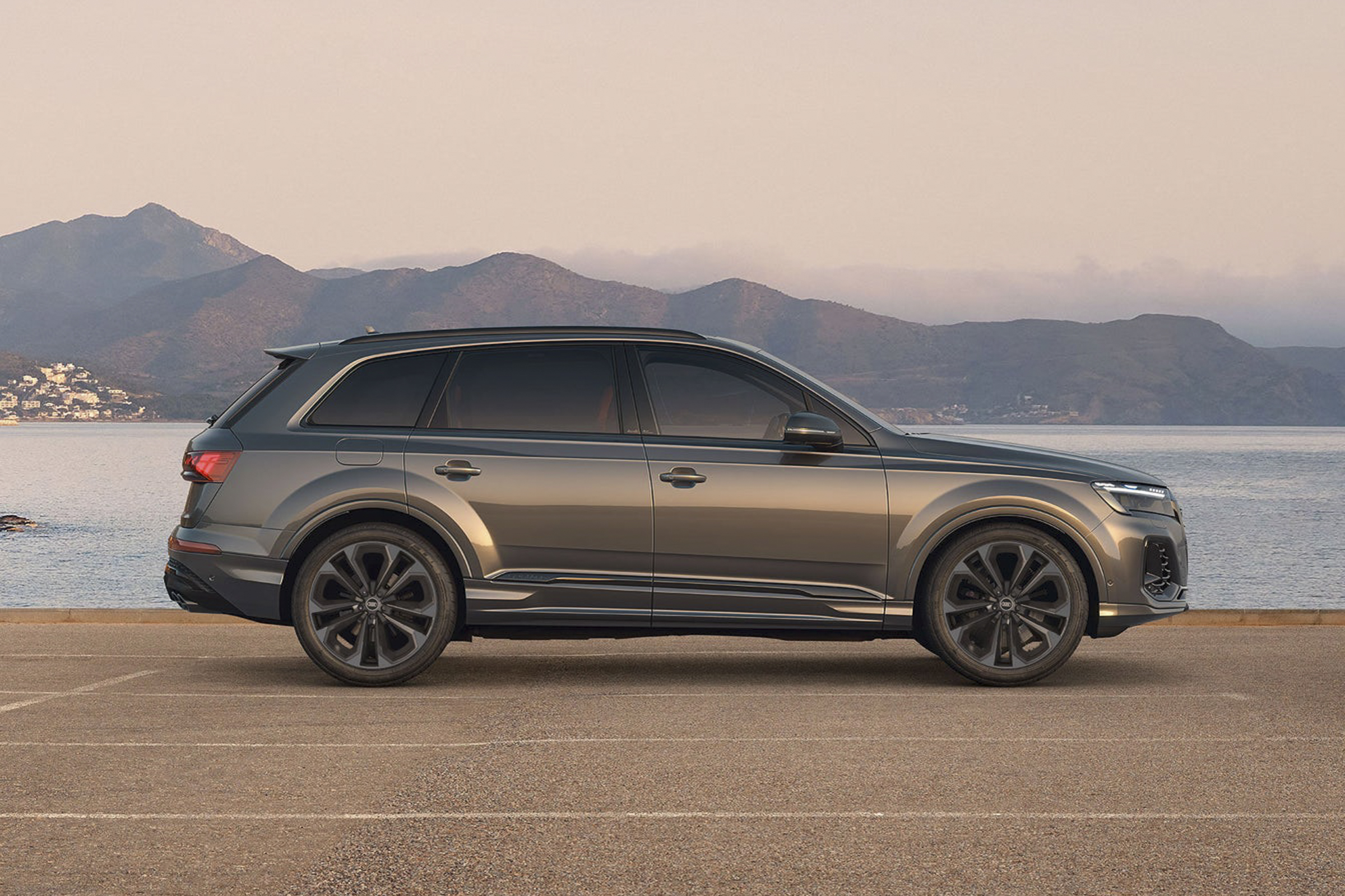 Audi SQ7 2026 quattro