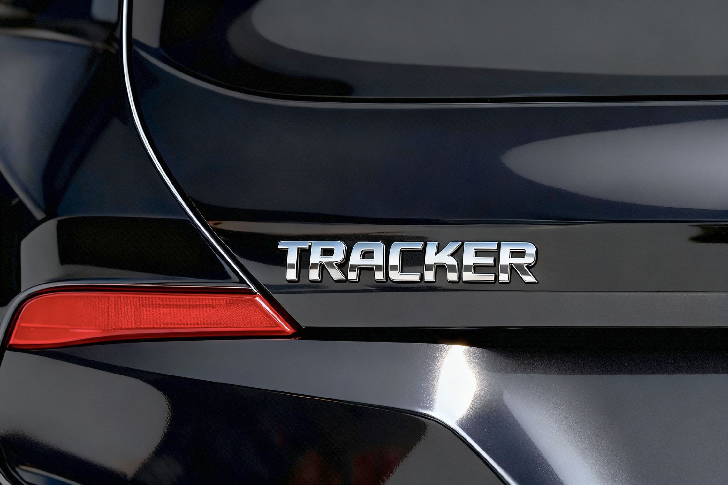 TRACKER