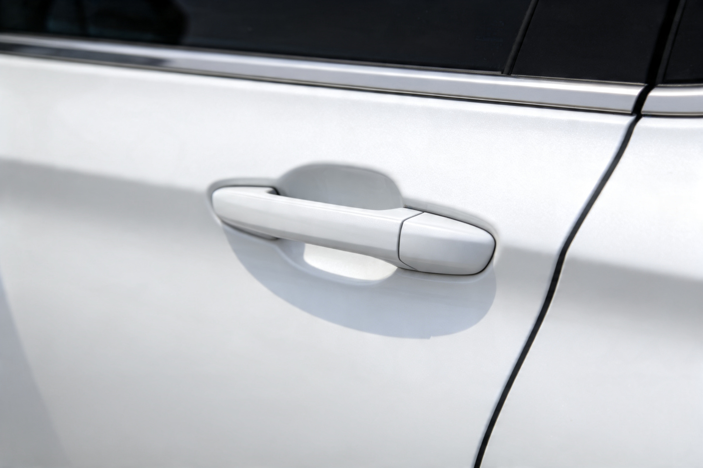 Mitsubishi OUTLANDER PHEV 2026 Limited White Diamond