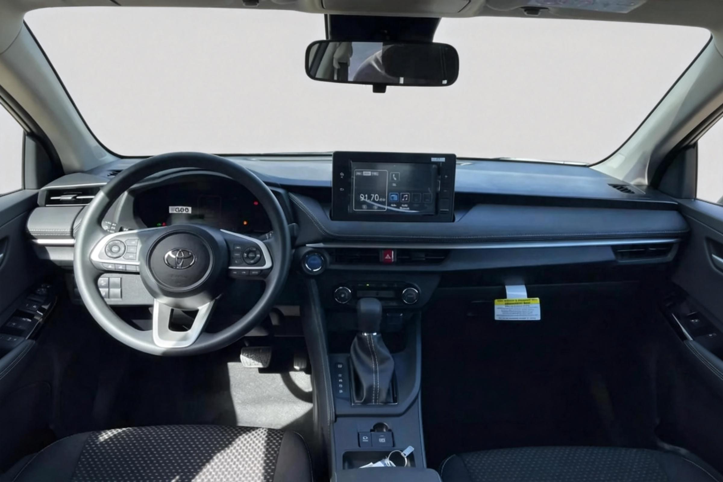 TOYOTA Yaris Sedán 2026 S MT