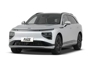 https://cdn.autocava.com.mx/car/series/c17dc783b14d46f6a577416b72a35557.png