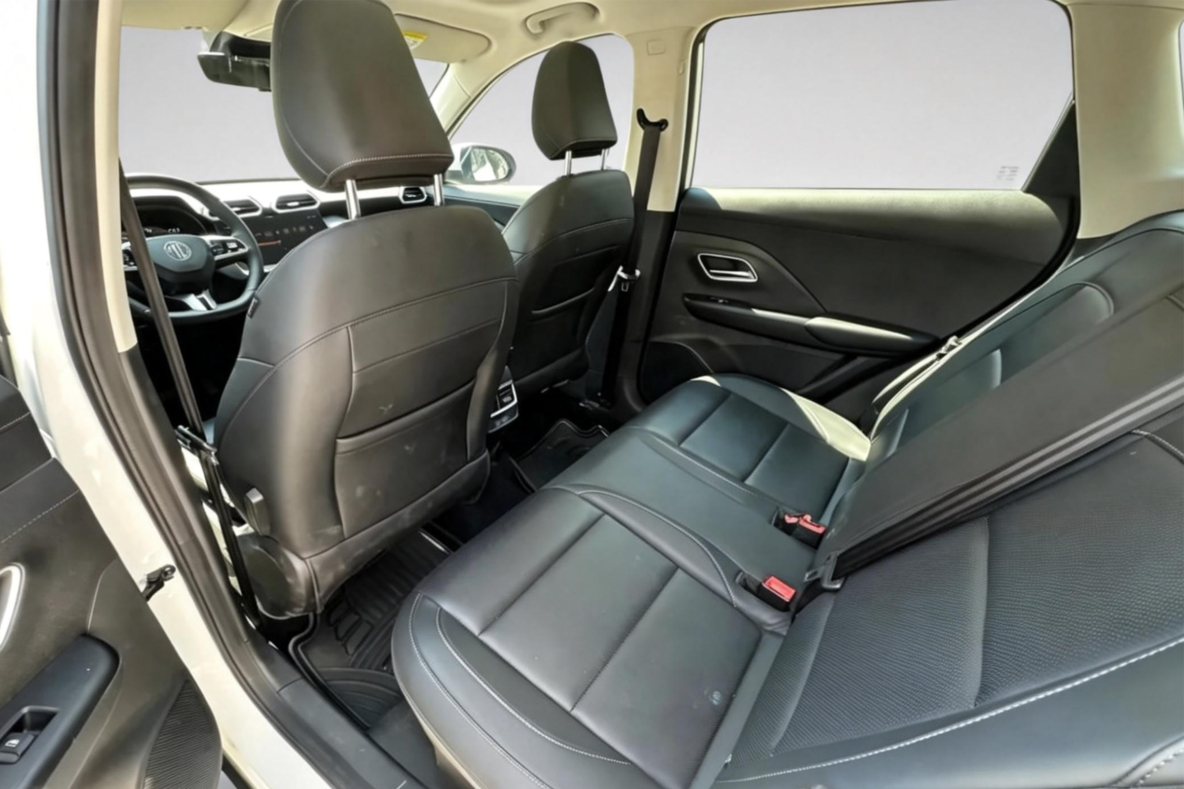 MG ZS HYBRID+ 2026 HEV ELEGANCE