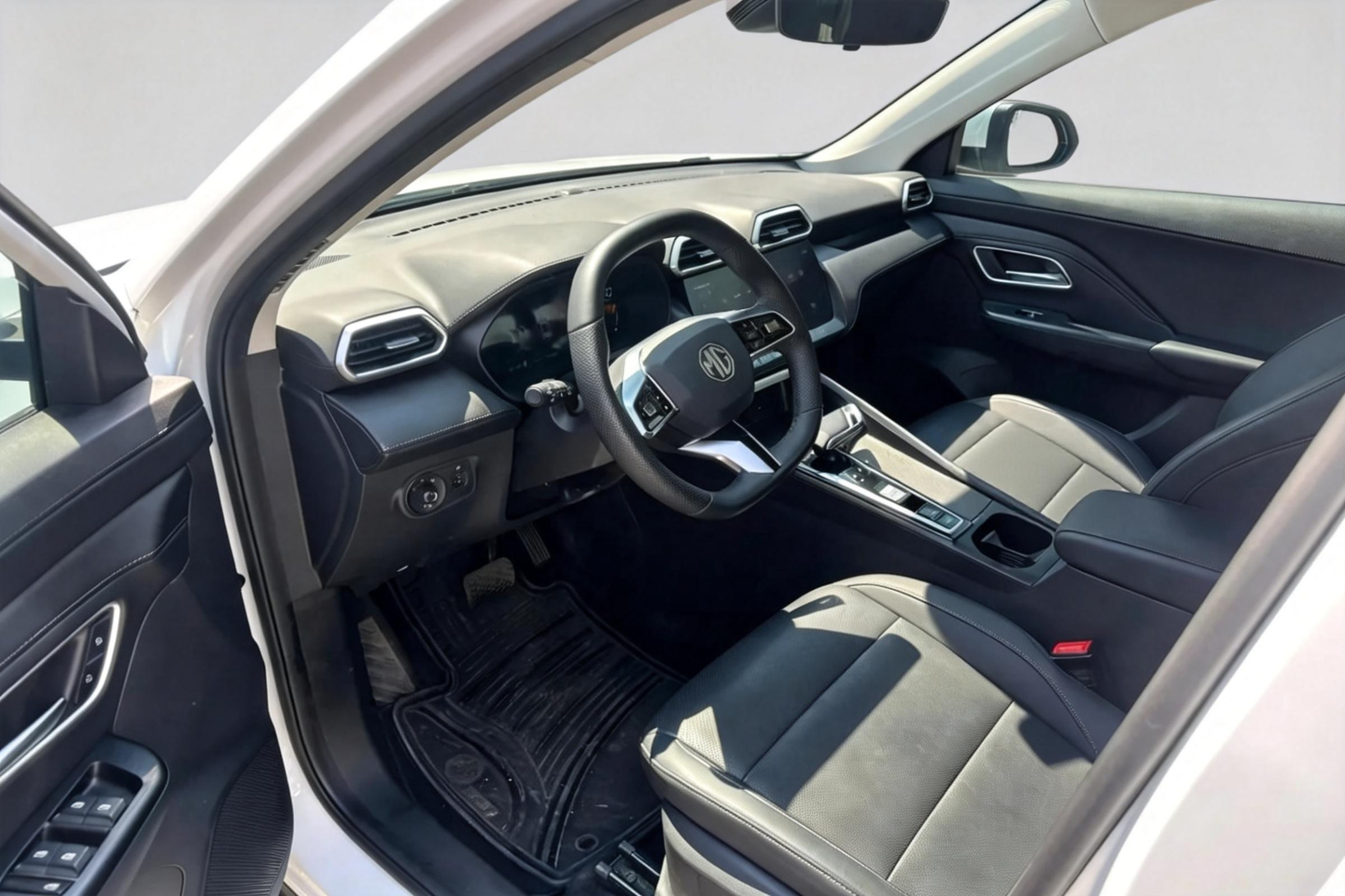 MG ZS HYBRID+ 2026 HEV ELEGANCE
