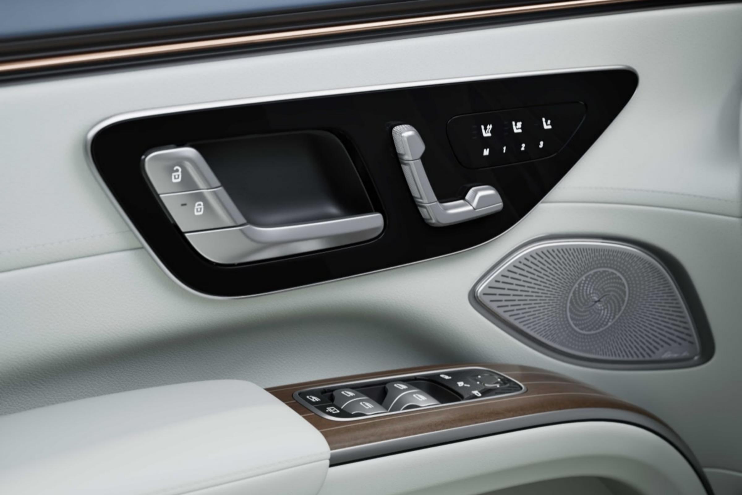 Mercedes-Benz EQS SUV 2026 450 4MATIC