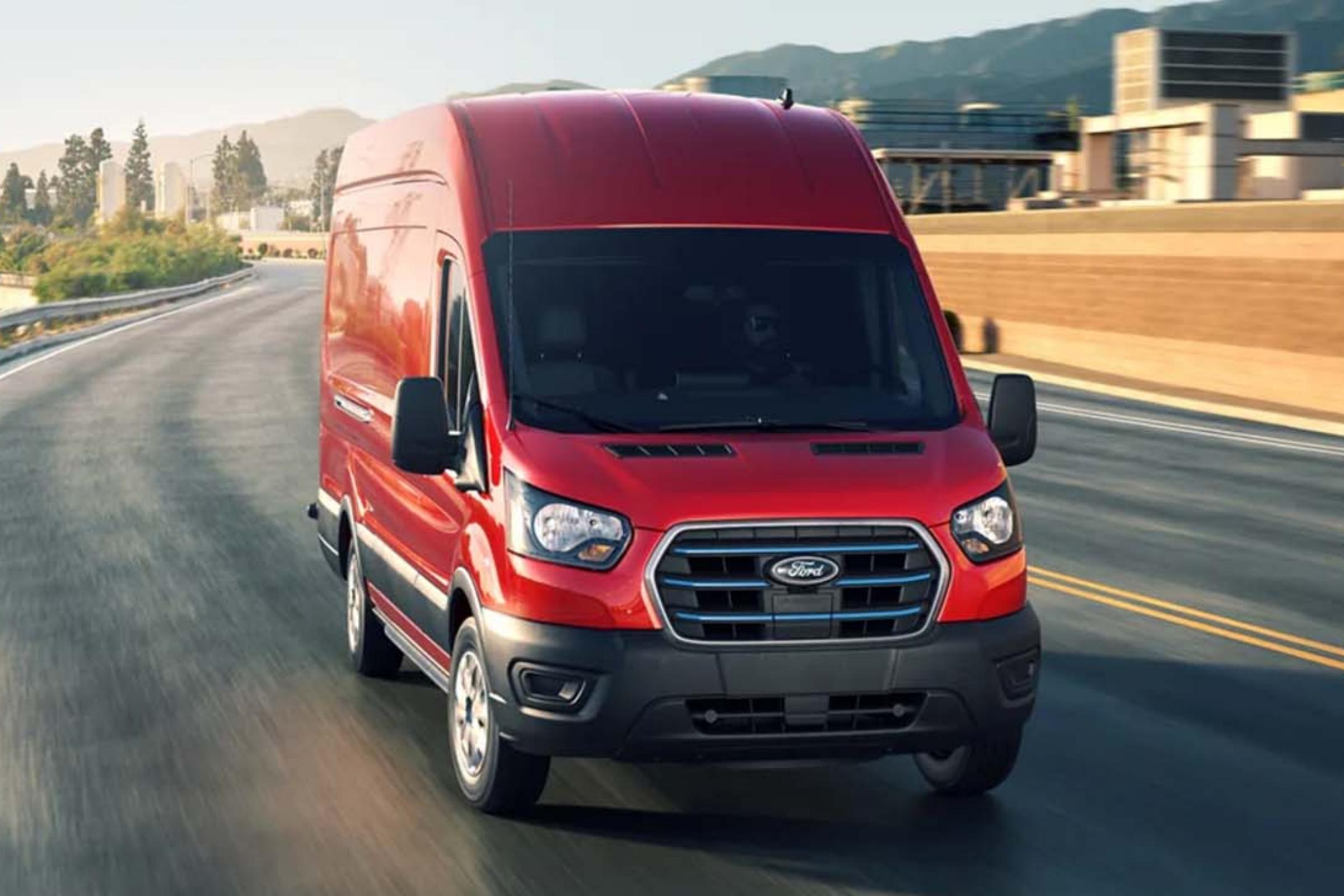 Ford E-Transit 2025 Larga Techo Bajo