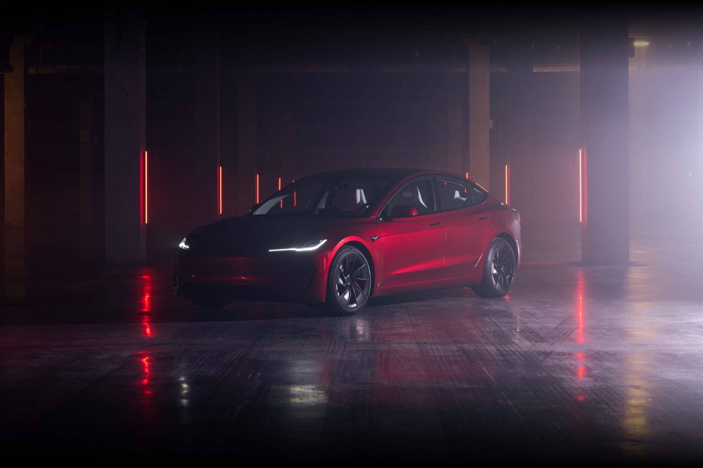 Tesla MODEL 3 2026 Performance All-Wheel Drive