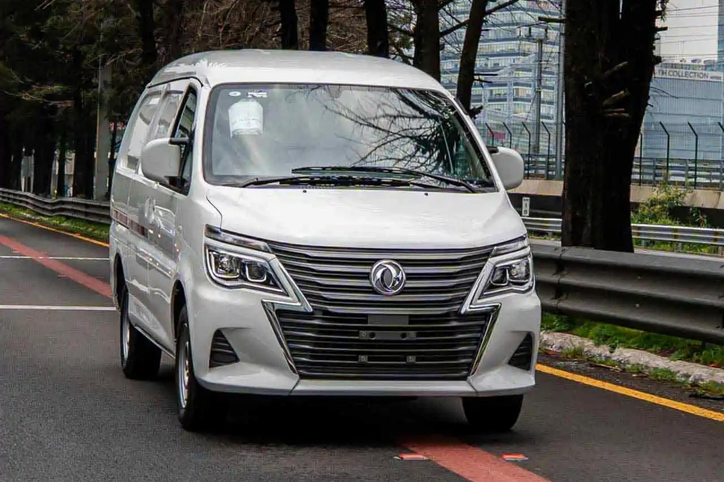 Dongfeng M3 2025 VAN