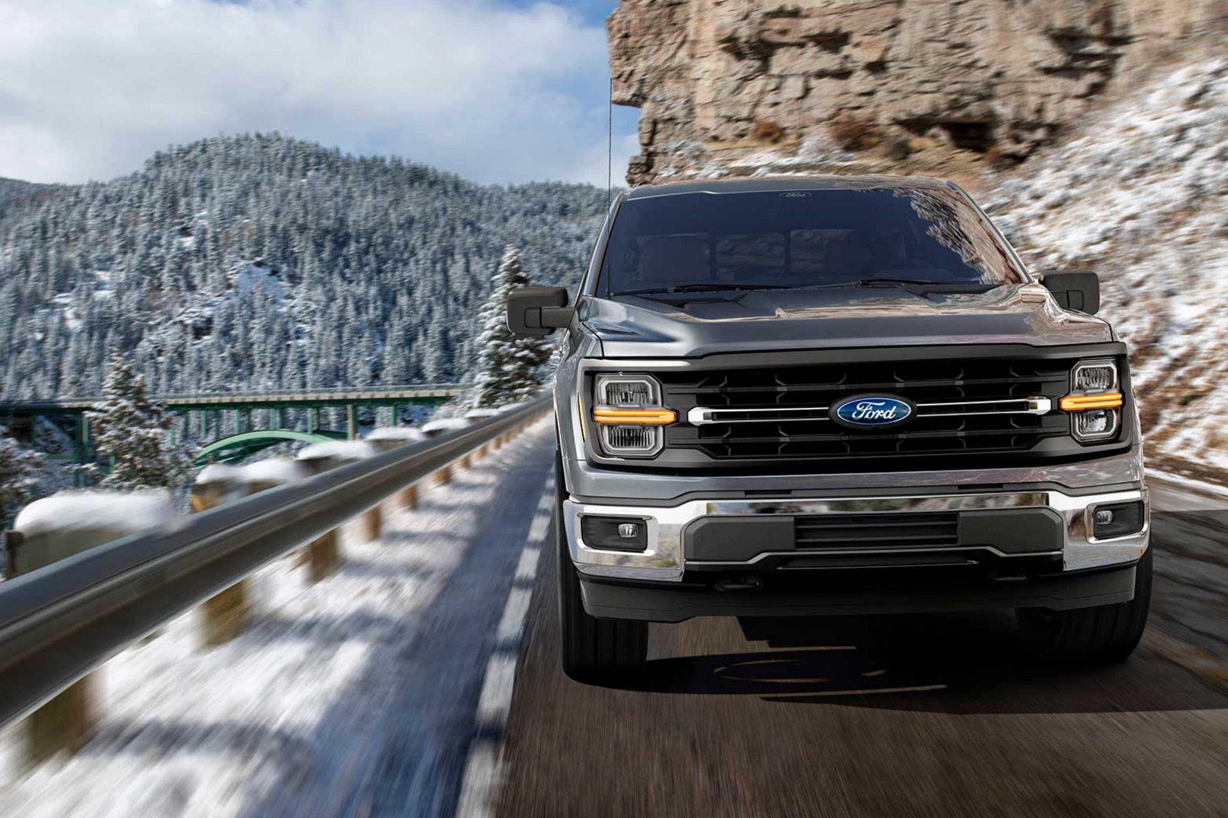 Ford F-150 2025 XL Doble cabina V8 4X4 (Caja 5.5')