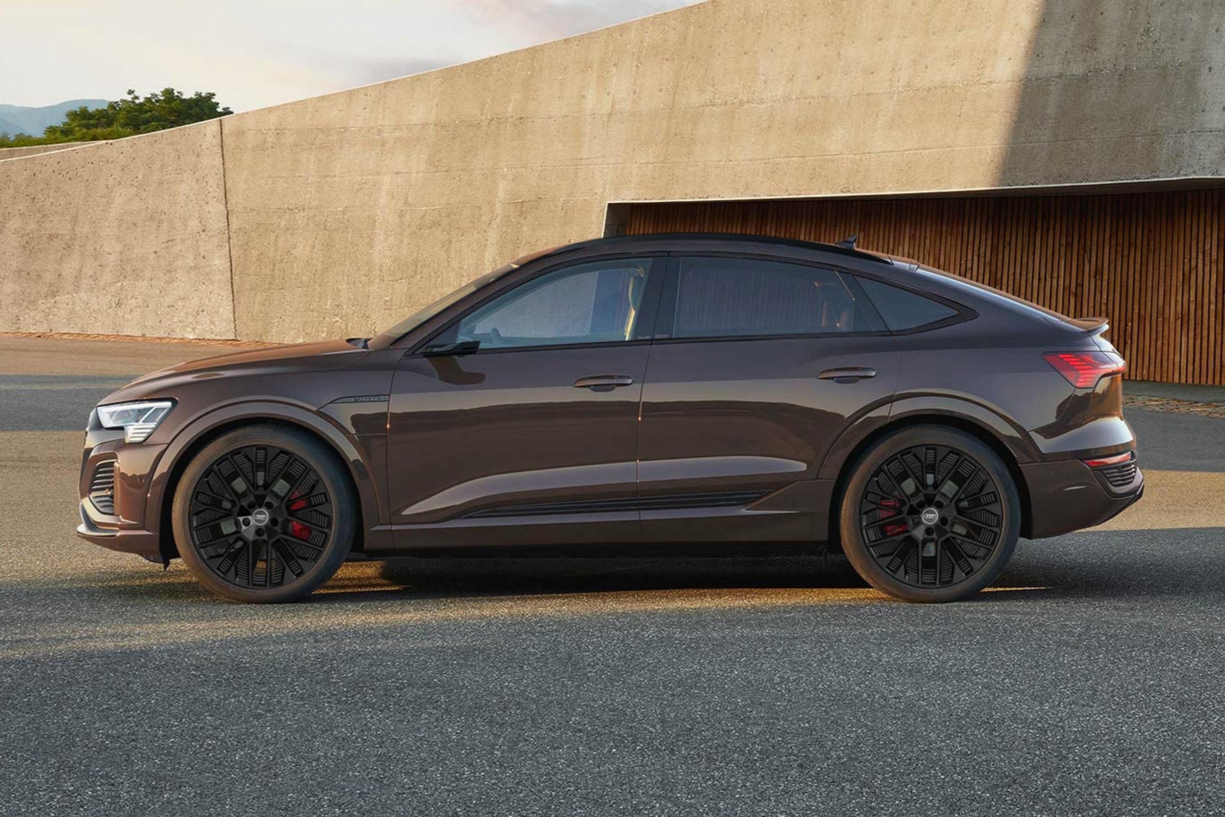 Q8 Sportback e-tron