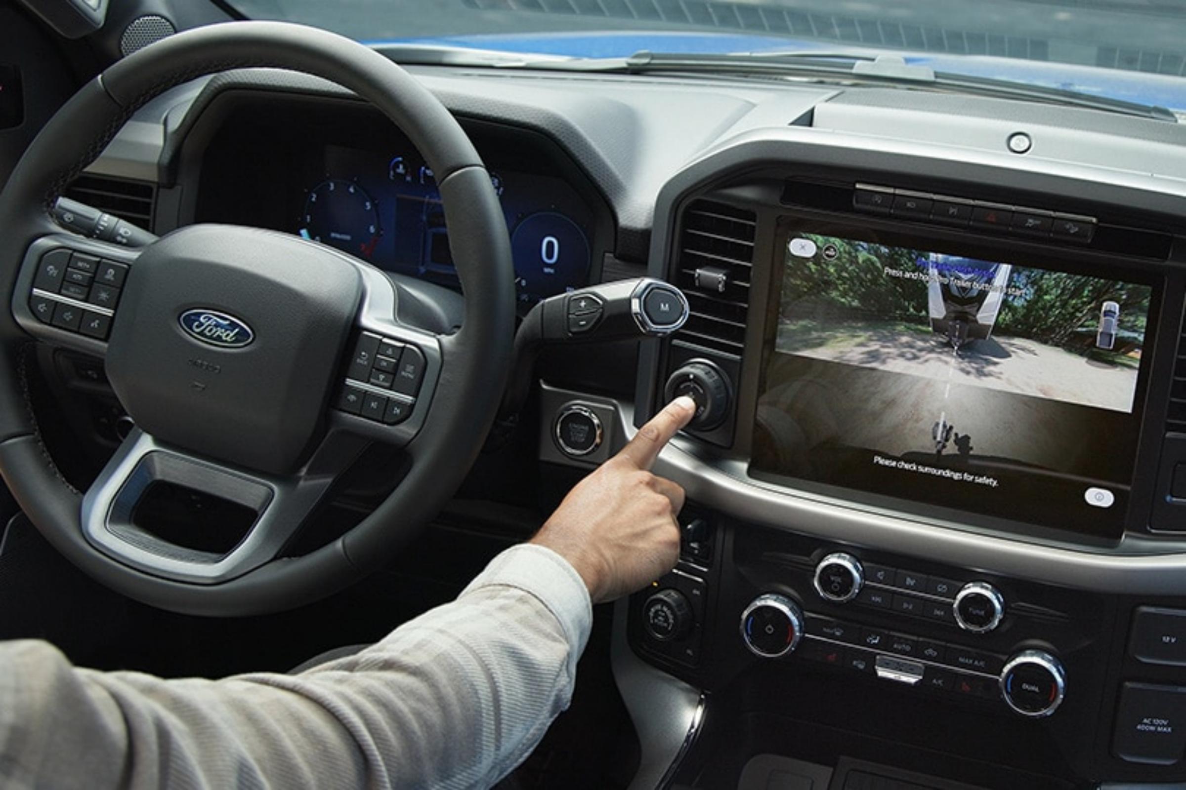 Ford F-150 2025 XL Doble cabina V8 4X4 (Caja 5.5')