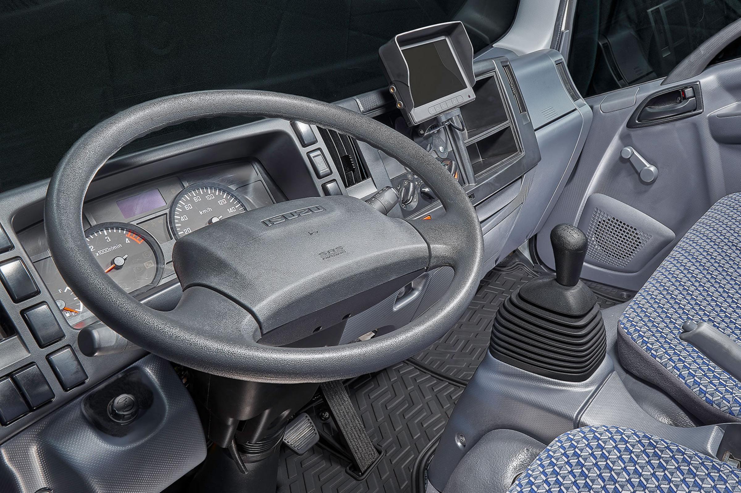 Isuzu ELF 100 2026 E