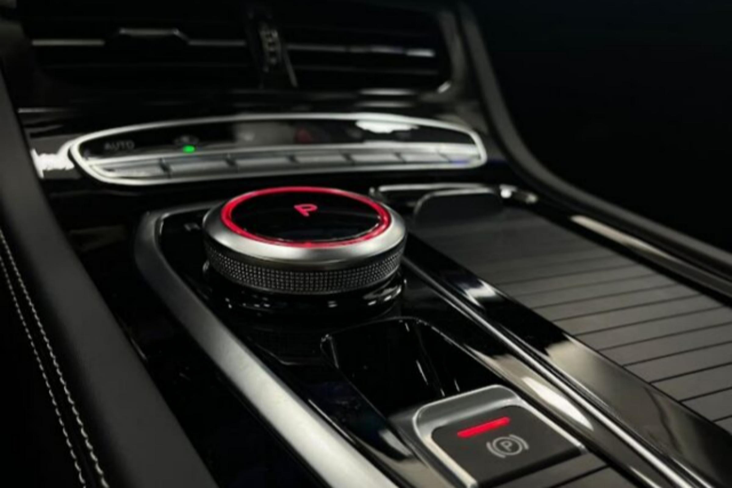 SKYWELL ET5 2025 EV