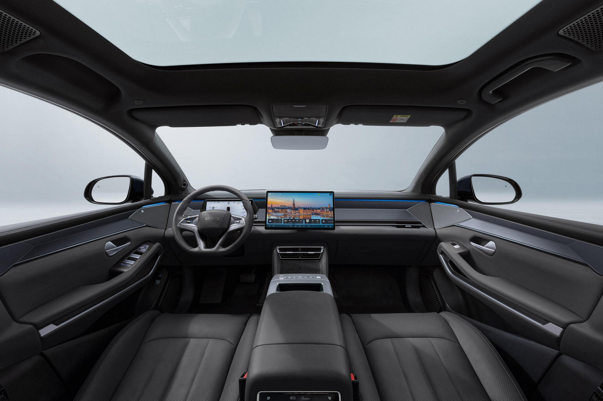 BYD ATTO 8 2026 DM-p AWD